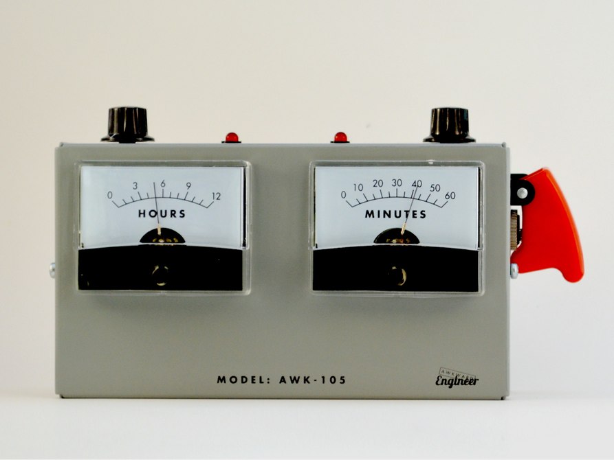voltmeter-alarm-clock-1[2]